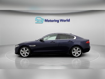 Used Jaguar XE 2018 for sale - 79175228: Photo