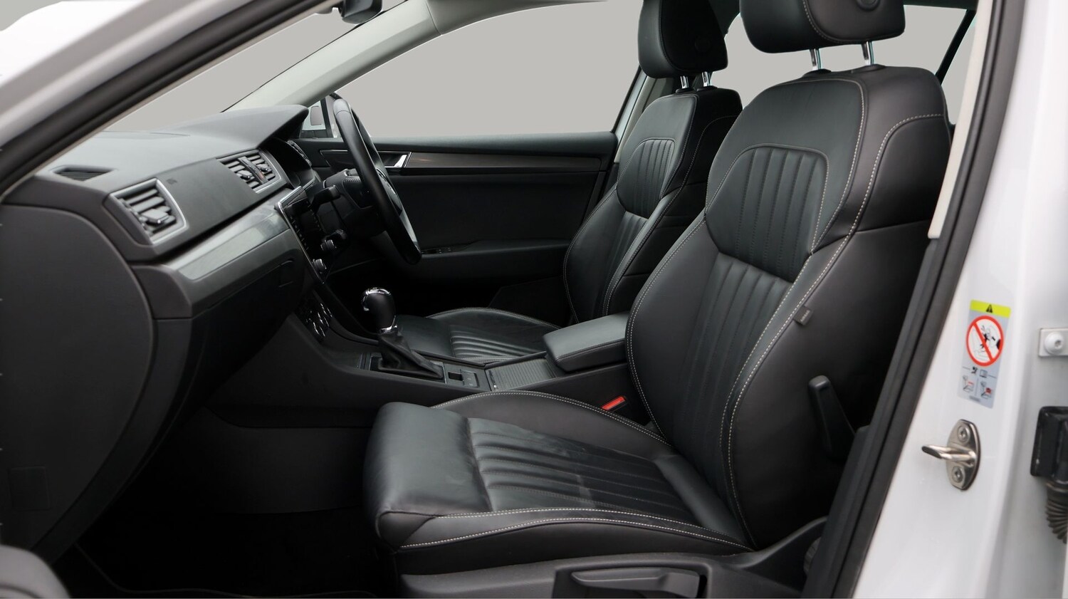 Used Skoda Superb 2021 for sale - 77417630: Photo 14