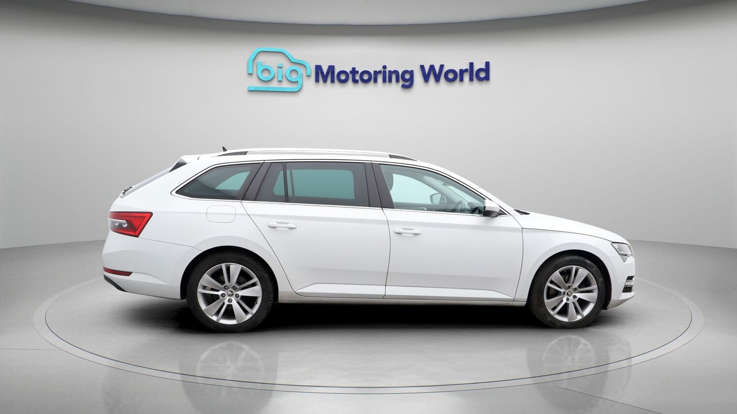 Used Skoda Superb 2021 for sale - 77417630: Photo 8