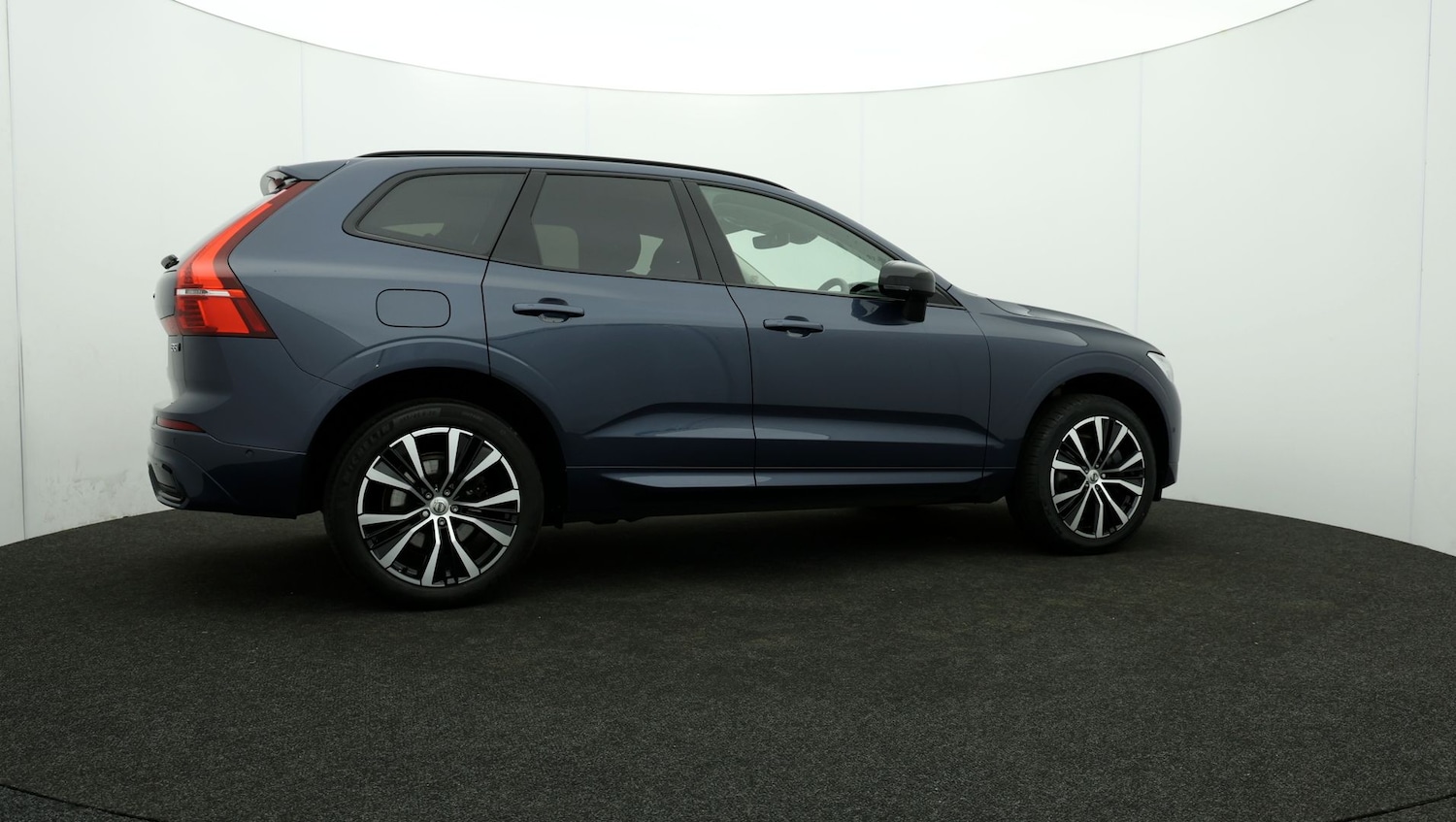 Used Volvo XC60 2023 for sale - 76809754: Photo 32