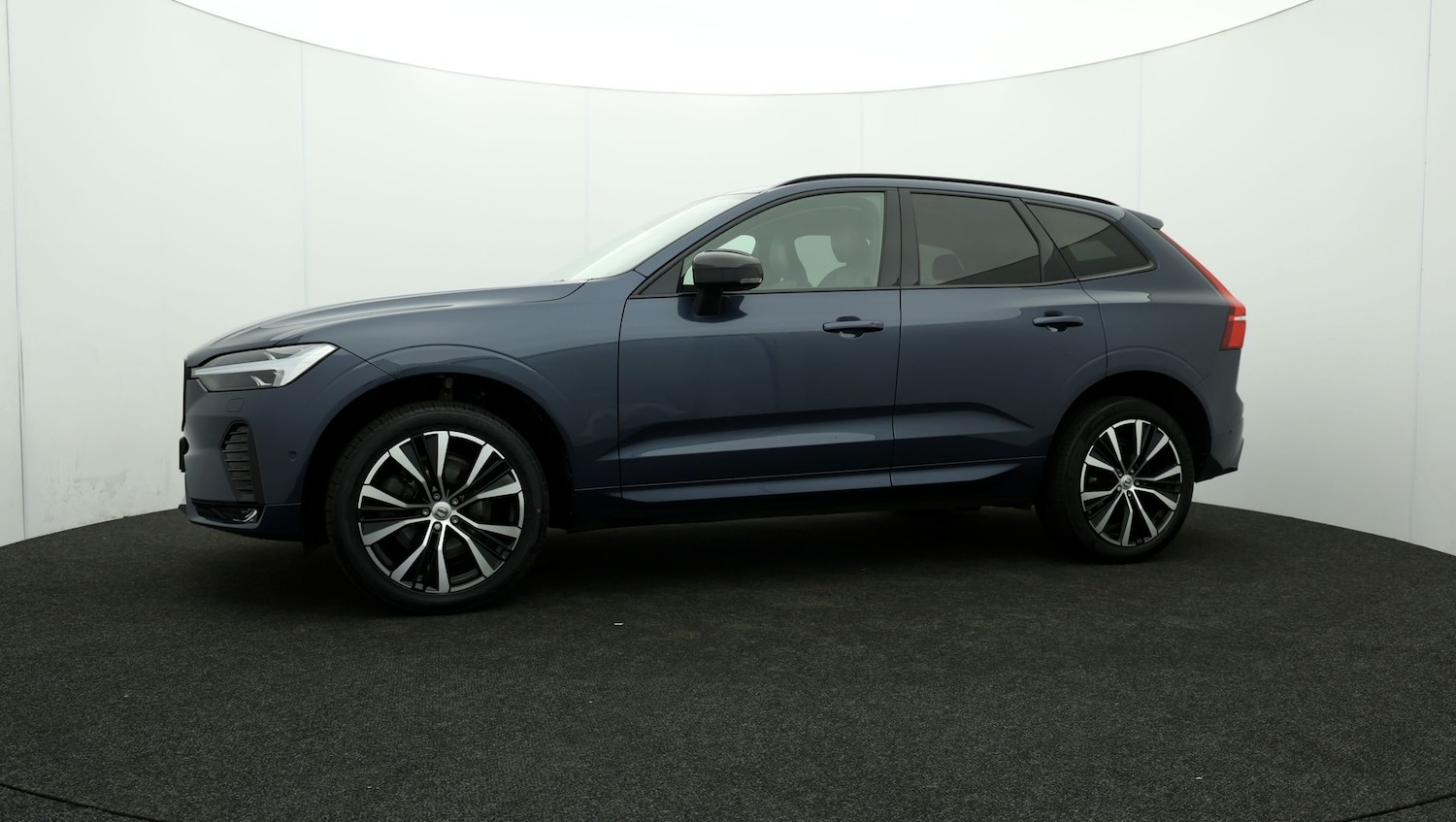 Used Volvo XC60 2023 for sale - 76809754: Photo 62