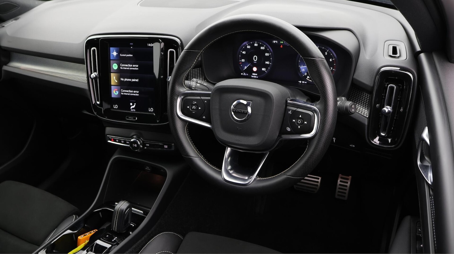 Used Volvo XC40 2021 for sale - 76085332: Photo 10