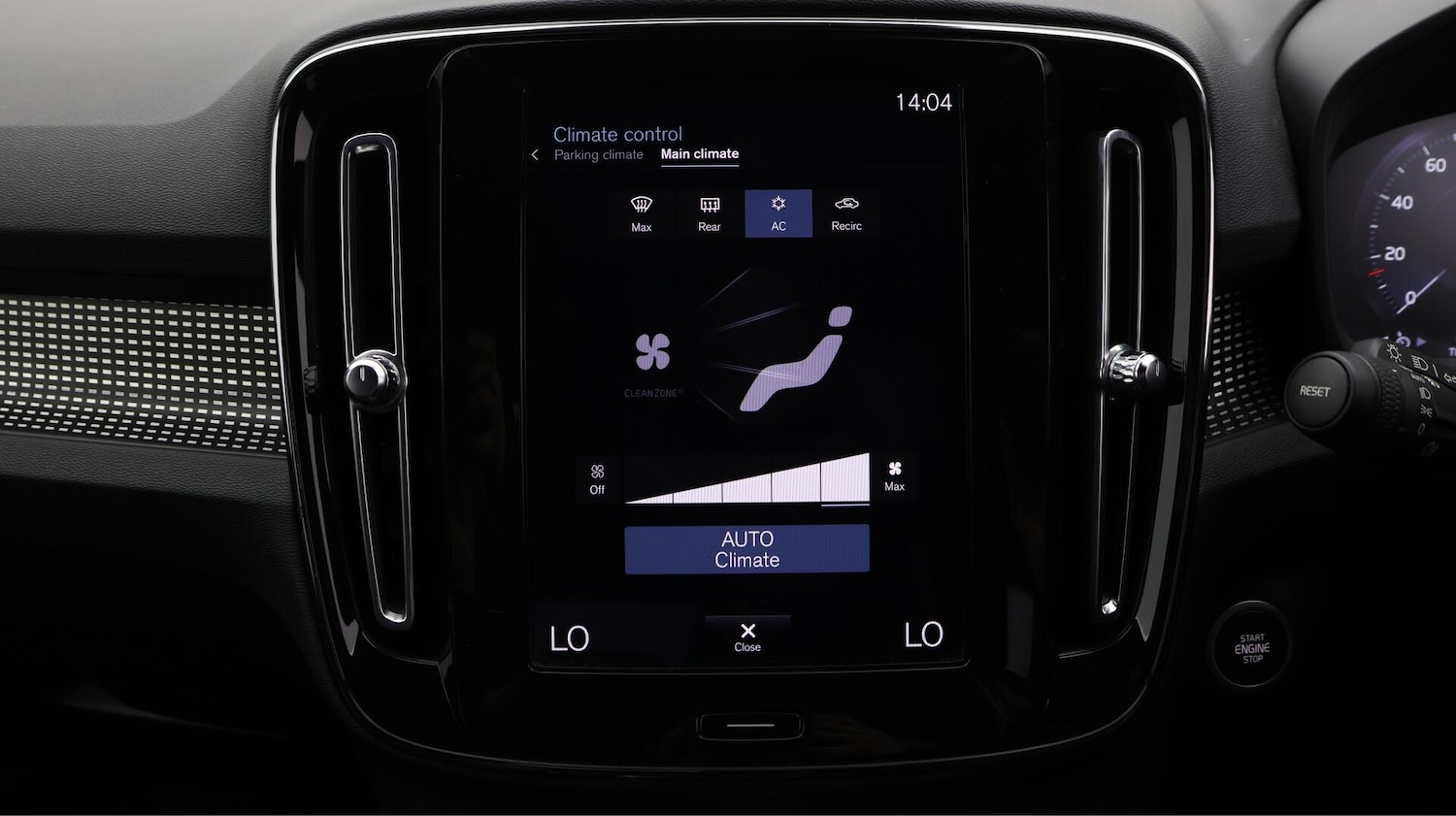 Used Volvo XC40 2021 for sale - 76085332: Photo 13
