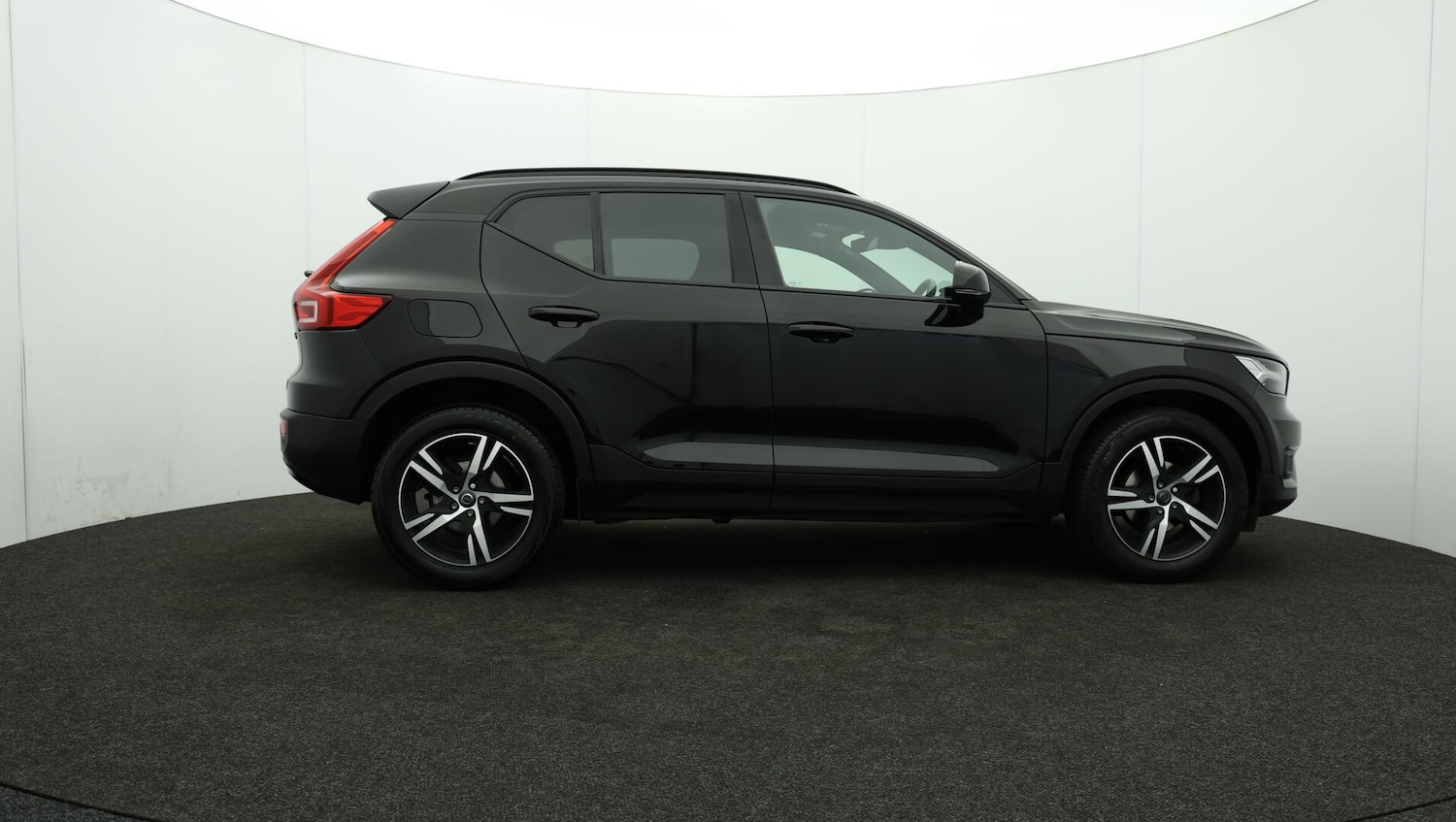 Used Volvo XC40 2021 for sale - 76085332: Photo 41