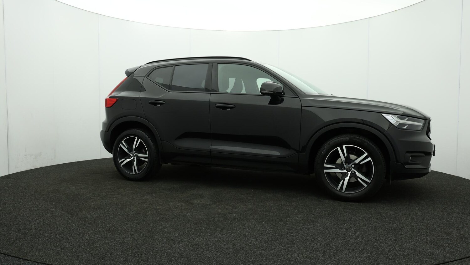 Used Volvo XC40 2021 for sale - 76085332: Photo 46