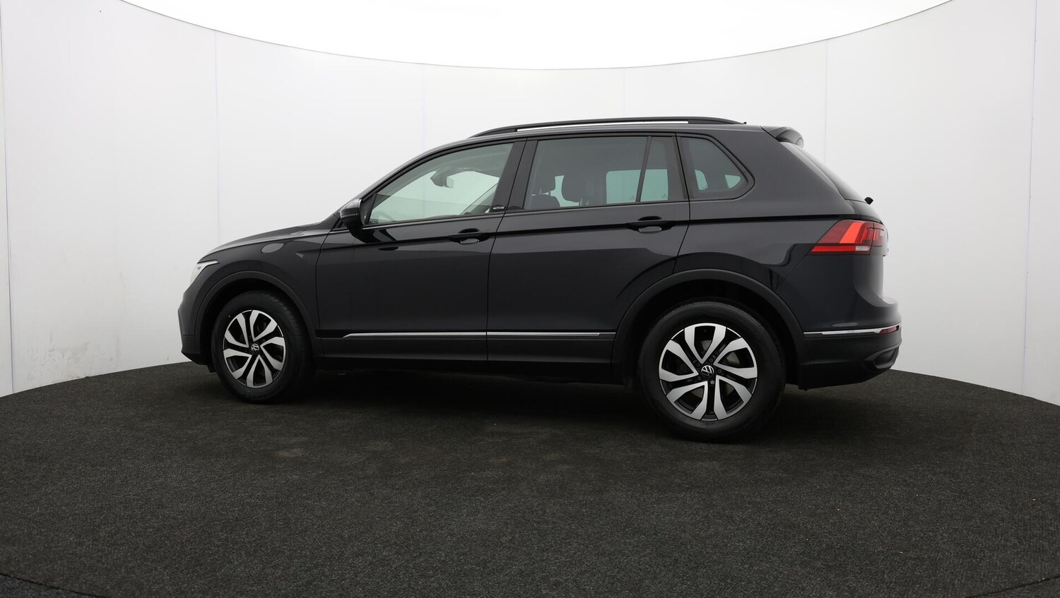 Used Volkswagen Tiguan 2022 for sale - 76175487: Photo 75