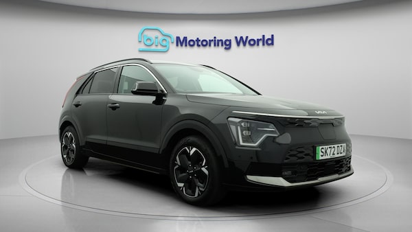 Used Kia Niro 2022 for sale - 76199759: Photo 2
