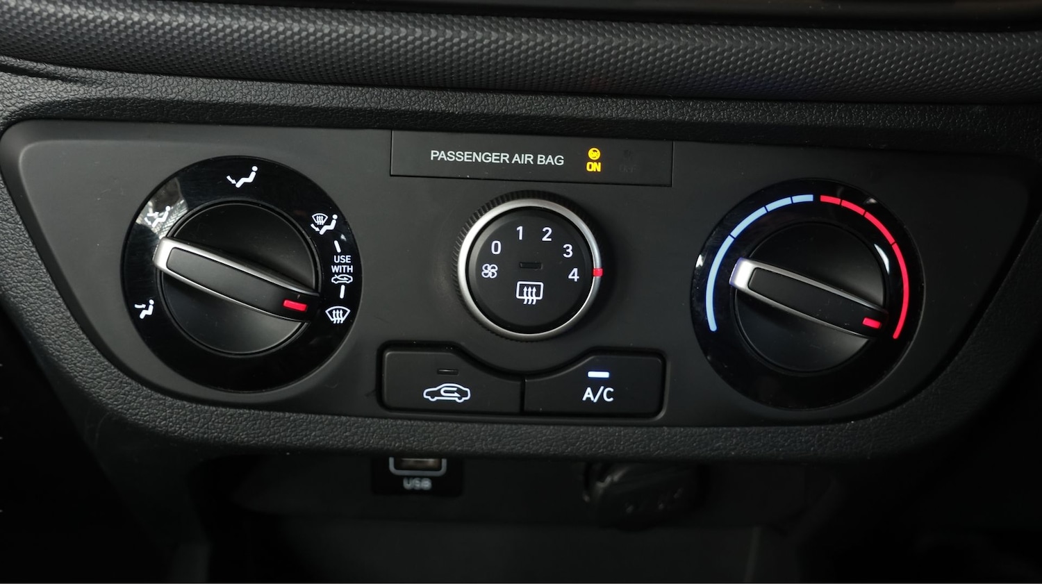 Used Hyundai i10 2022 for sale - 77584785: Photo 12