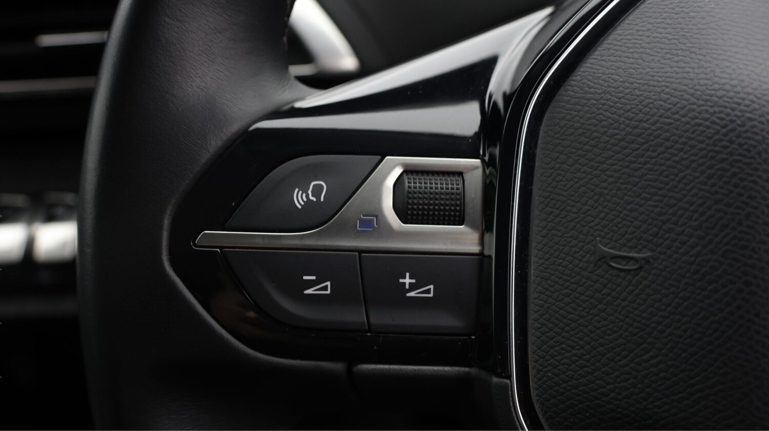 Used Peugeot 5008 2021 for sale - 77577024: Photo 21