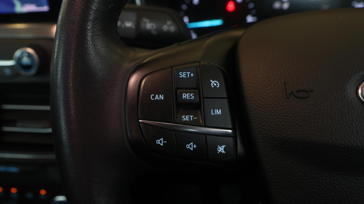 Used Ford Focus 2020 for sale - 76381088: Photo 21