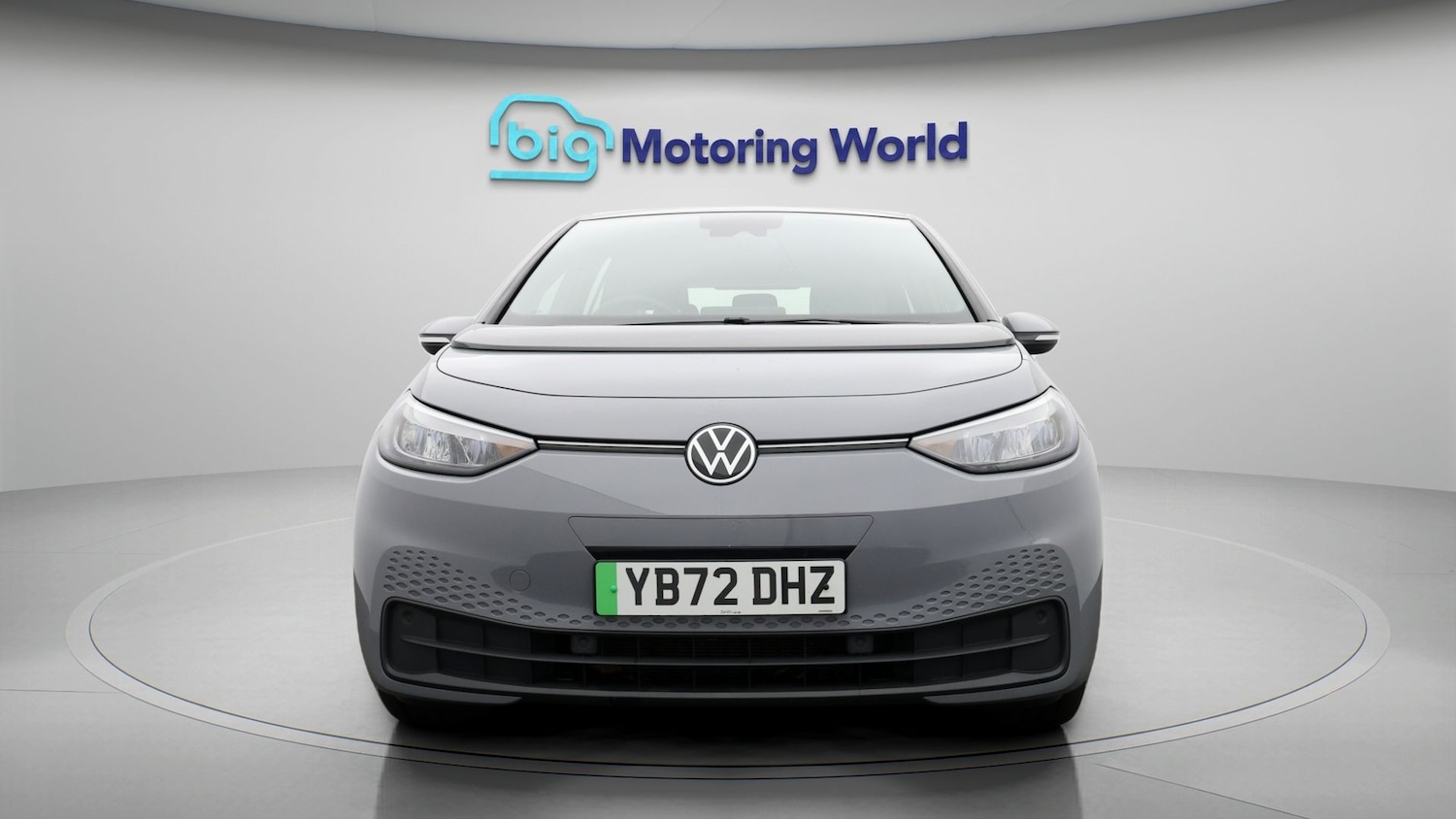 Used Volkswagen ID.3 2023 for sale - 77610231: Photo 2