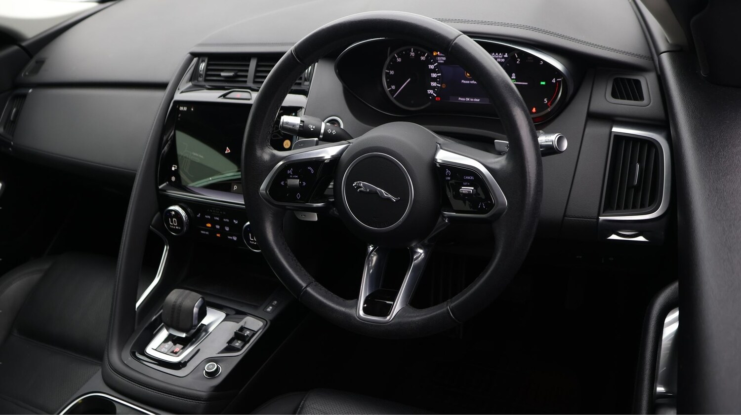 Used Jaguar E-Pace 2021 for sale - 77323531: Photo 9