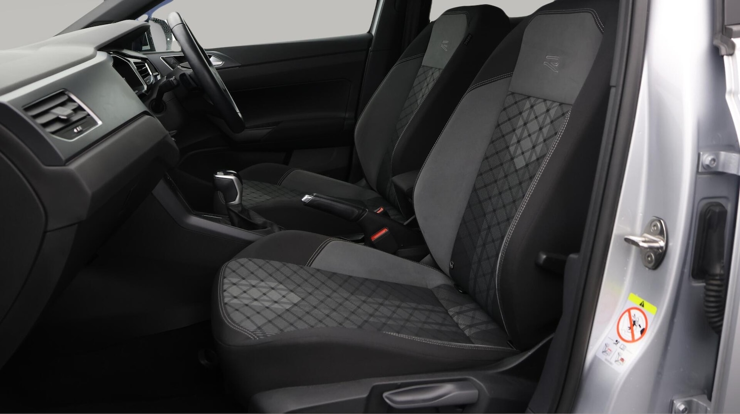 Used Volkswagen Taigo 2022 for sale - 76423148: Photo 15