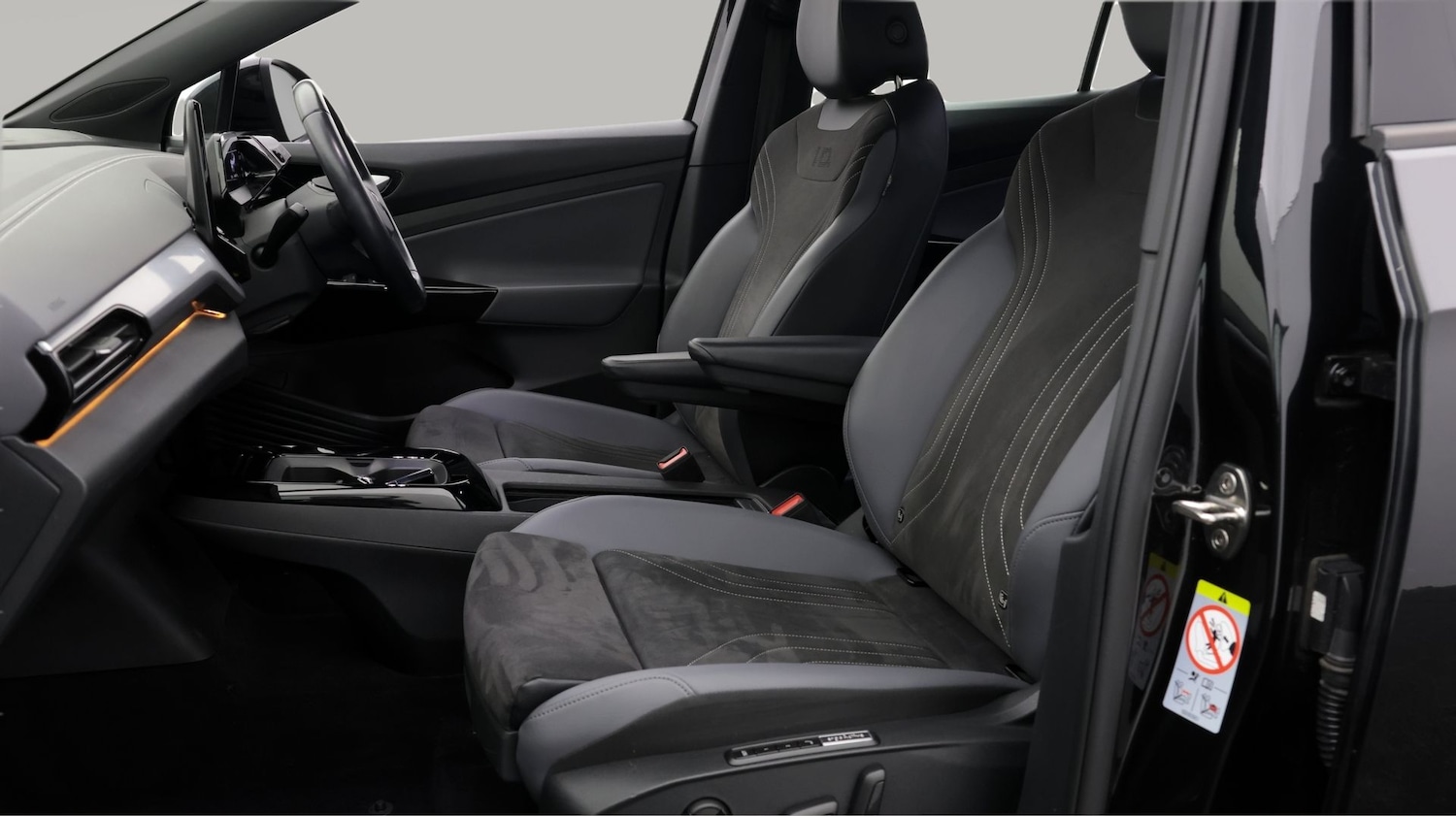 Used Volkswagen ID.4 2023 for sale - 77537066: Photo 14