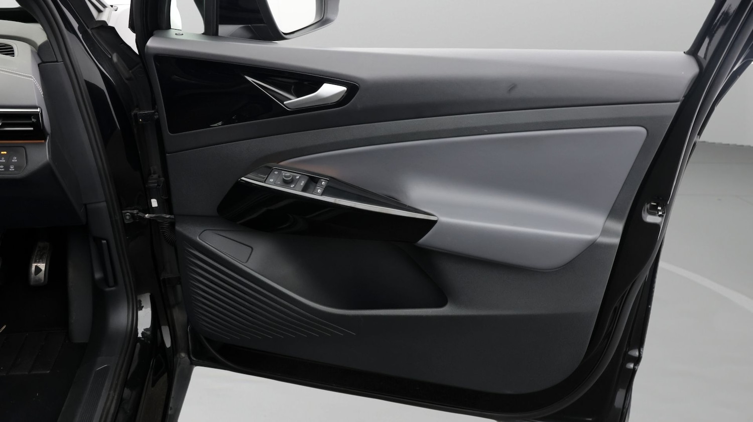 Used Volkswagen ID.4 2023 for sale - 77537066: Photo 15