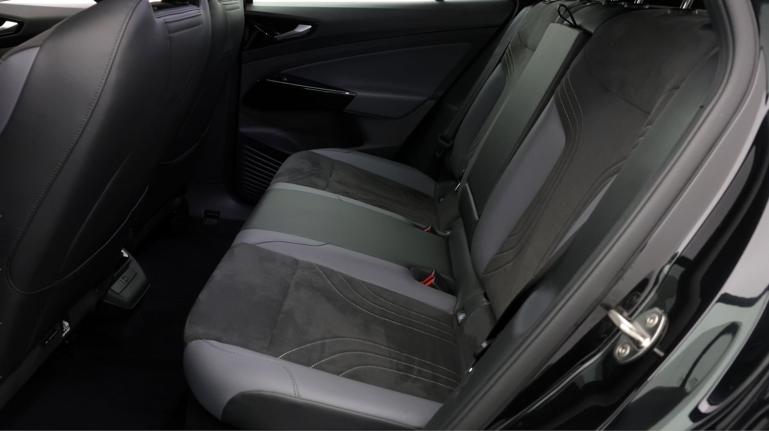 Used Volkswagen ID.4 2023 for sale - 77537066: Photo 16