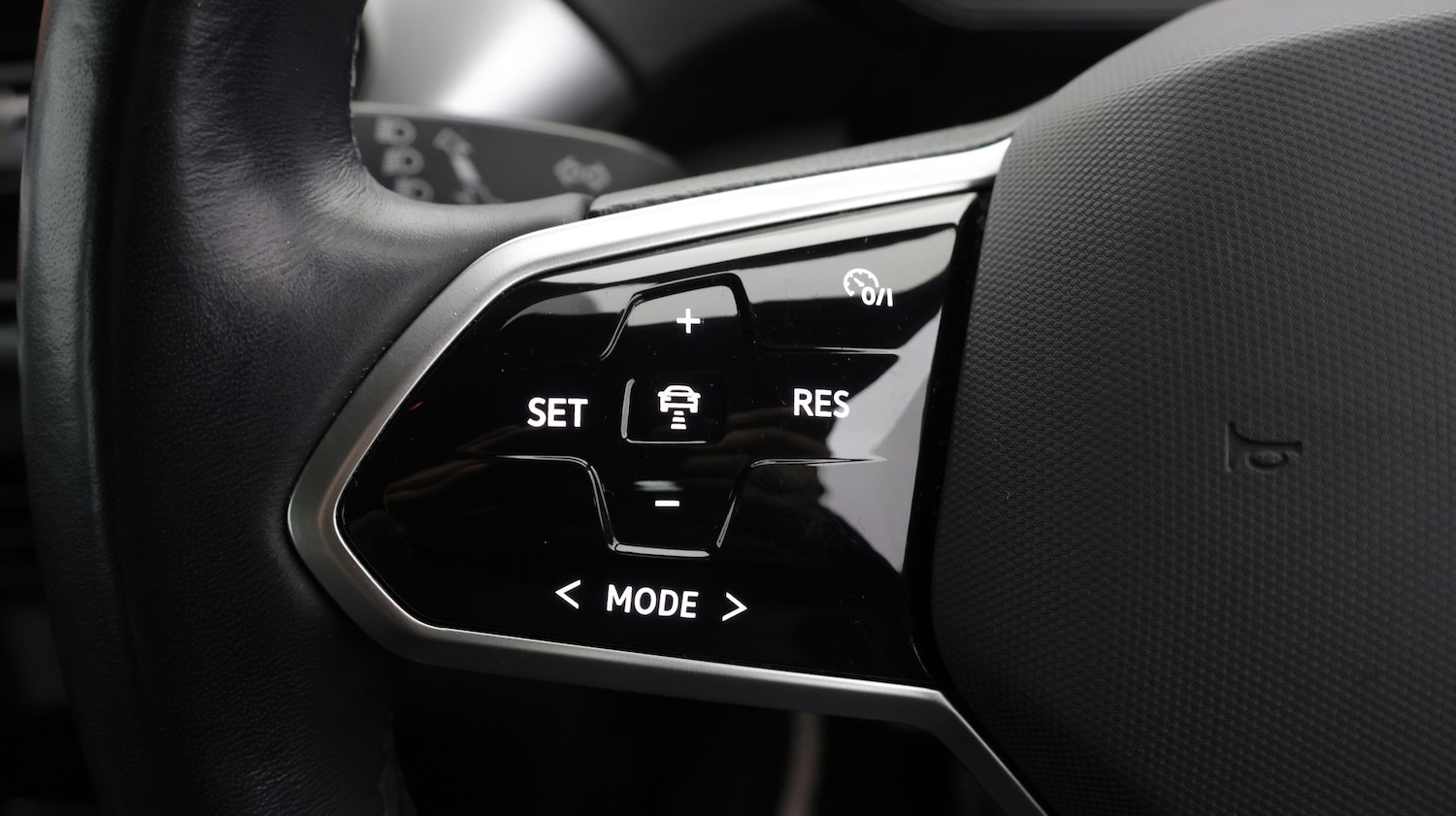 Used Volkswagen ID.4 2023 for sale - 77537066: Photo 24