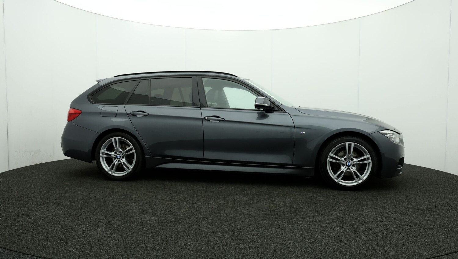 Used BMW 3 Series 2019 for sale - 76809600: Photo 30
