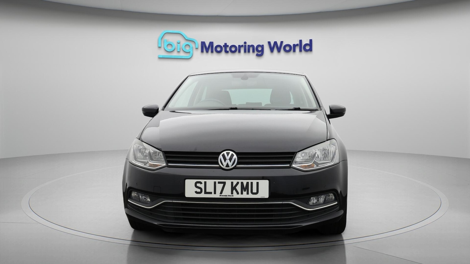 Used Volkswagen Polo 2017 for sale - 76380853: Photo 2