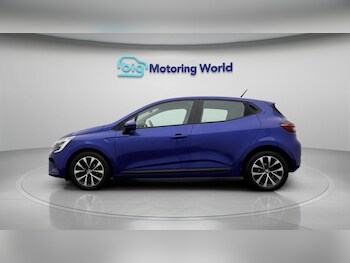 Used Renault Clio 2021 for sale - 77439634: Photo
