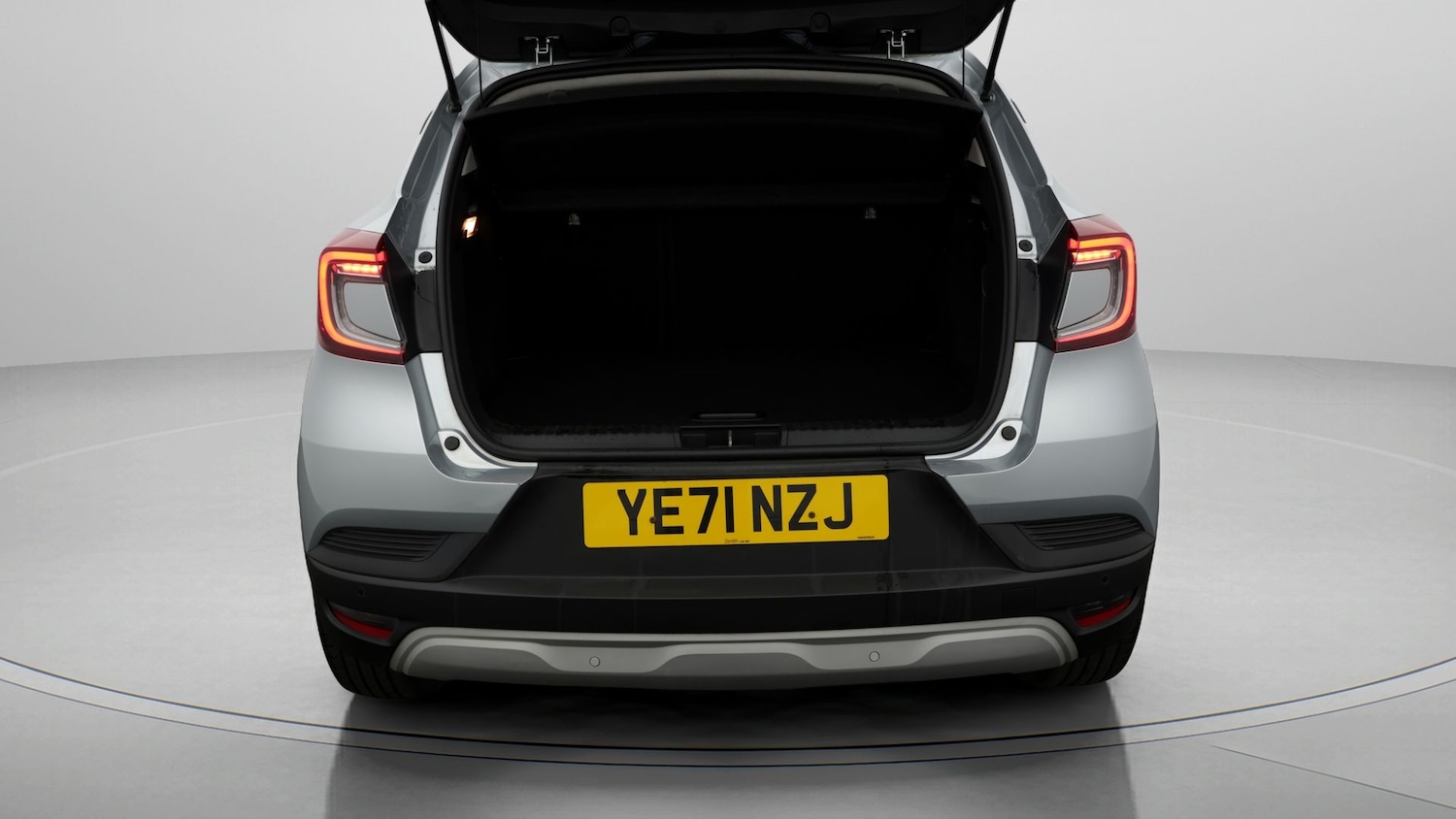 Used Renault Captur 2021 for sale - 77662399: Photo 17