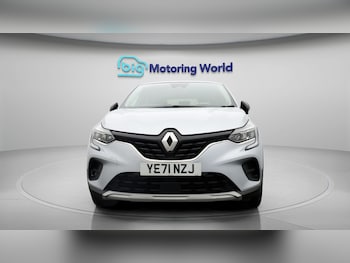 Used Renault Captur 2021 for sale - 77662399: Photo