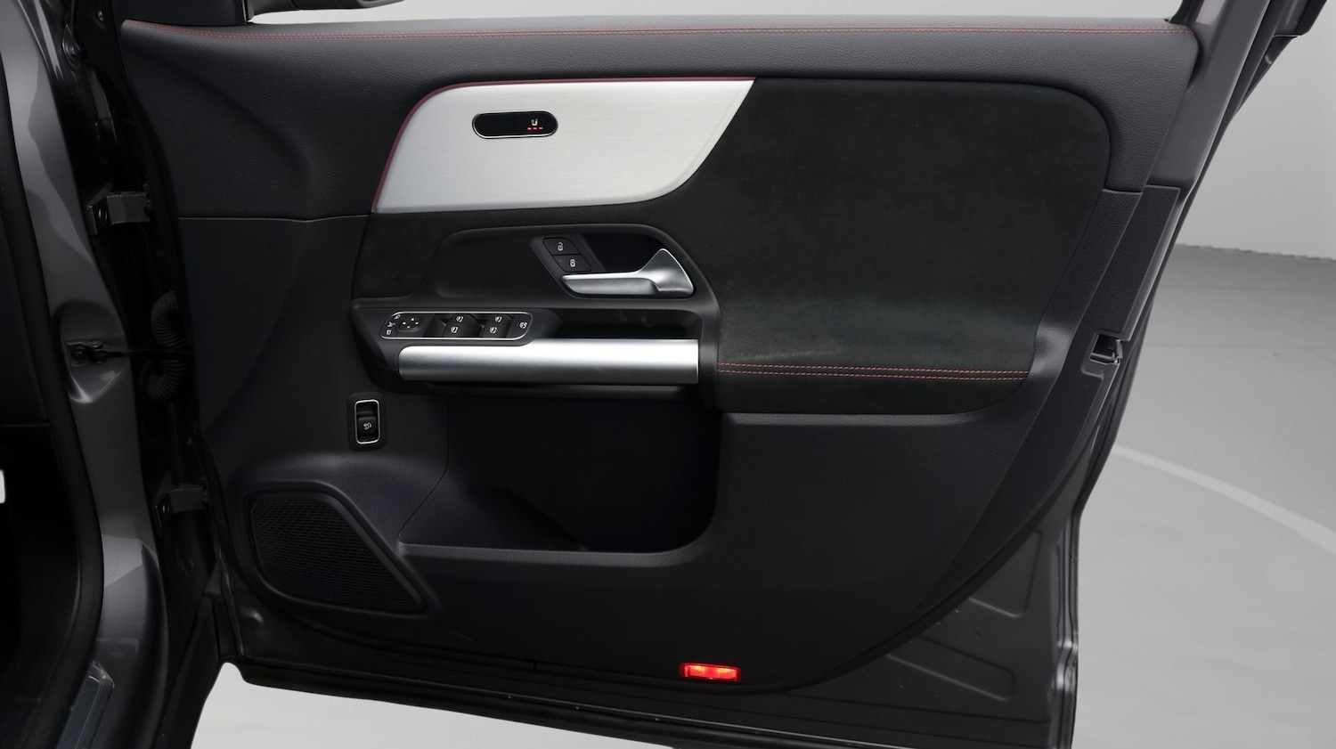 Used Mercedes-Benz EQA 2023 for sale - 78143785: Photo 15