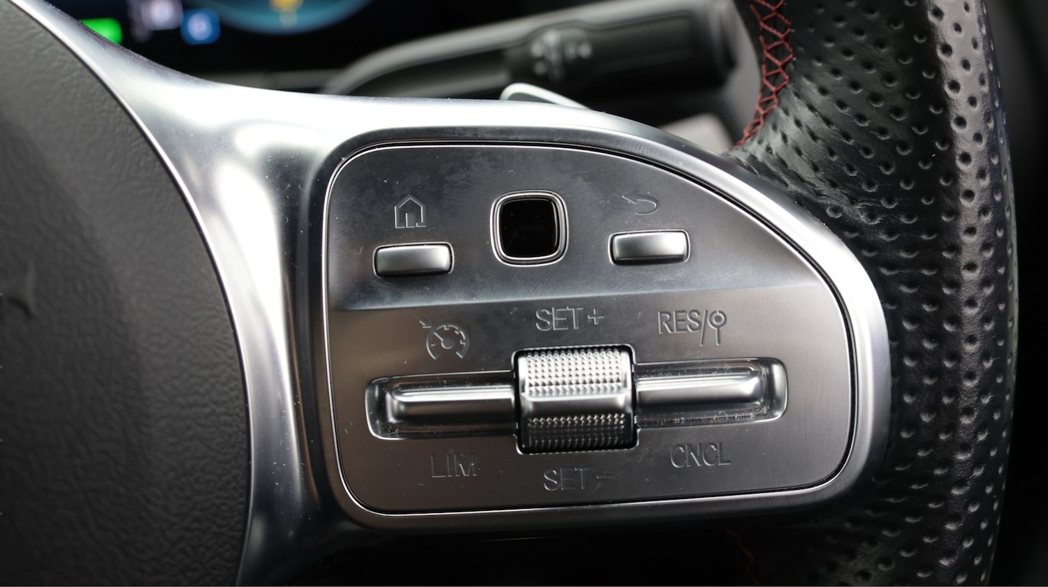 Used Mercedes-Benz EQA 2023 for sale - 78143785: Photo 21