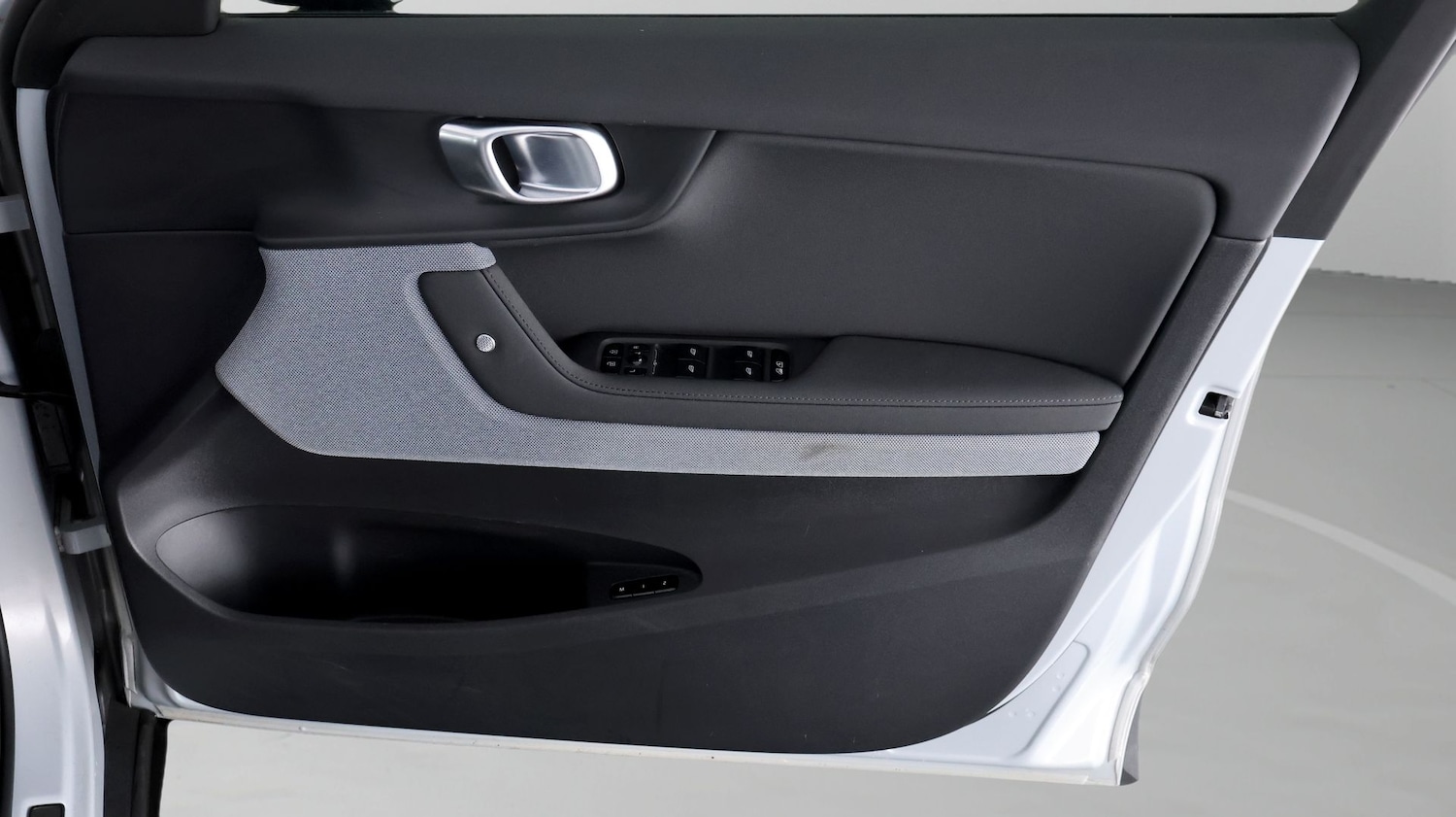 Used Polestar Polestar 2 2023 for sale - 78197396: Photo 15