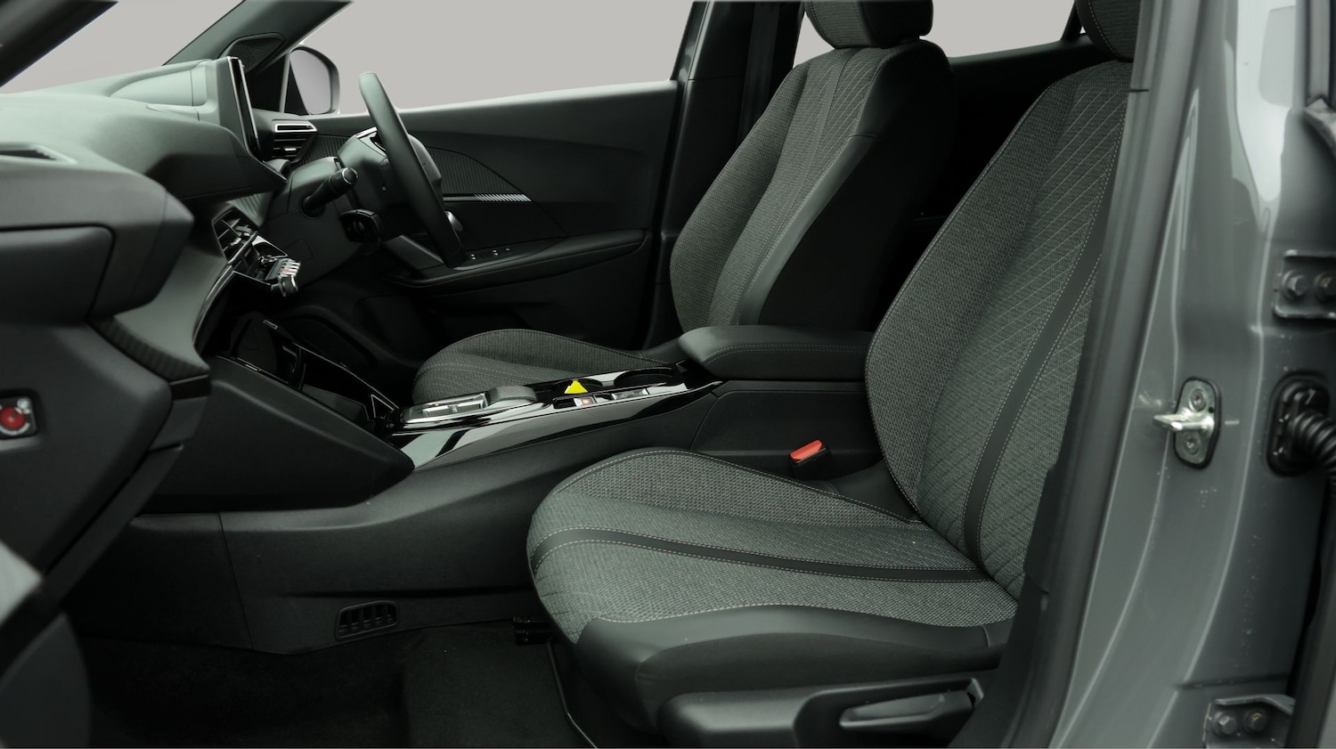 Used Peugeot E-2008 2024 for sale - 78071059: Photo 14