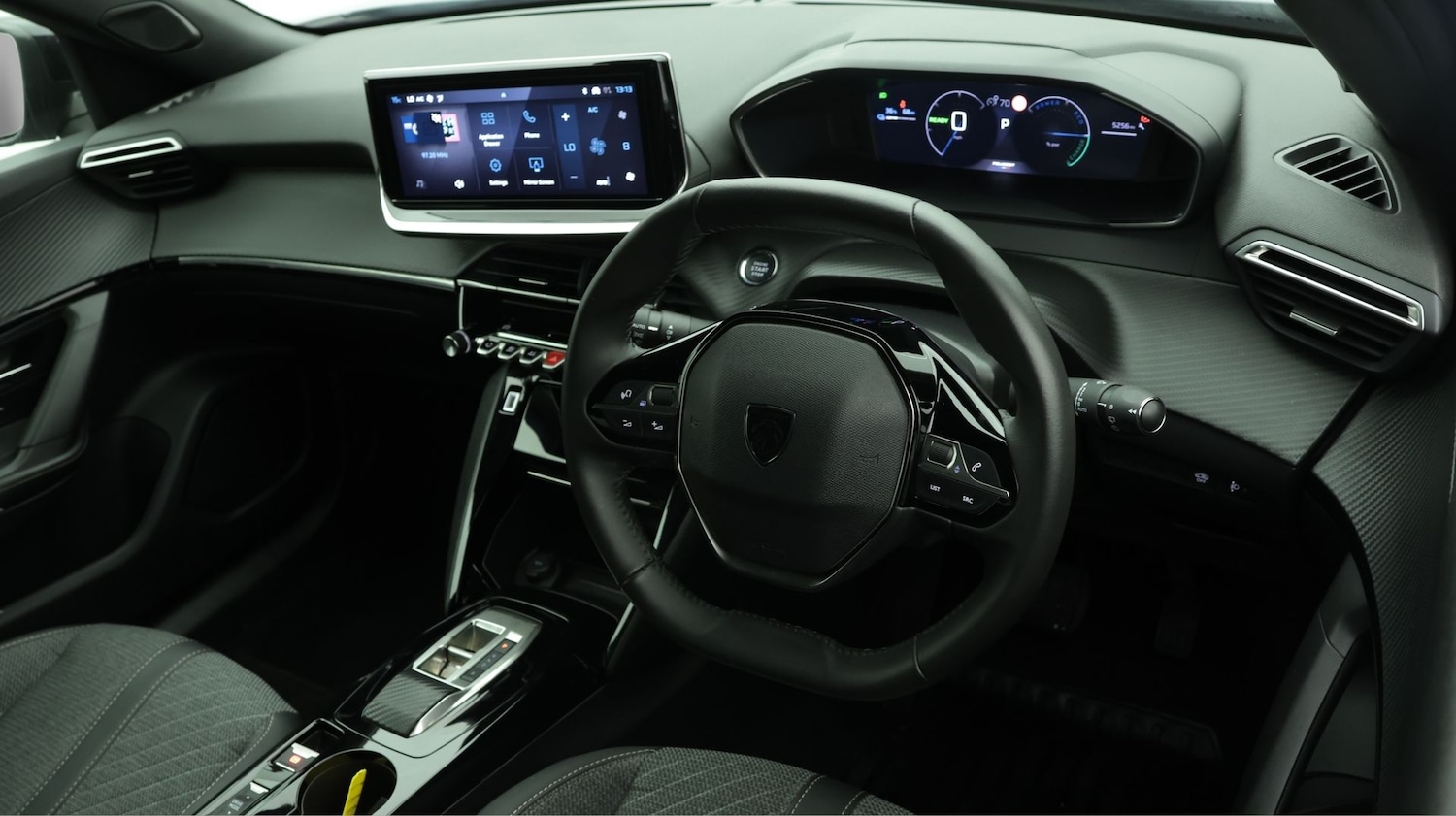 Used Peugeot E-2008 2024 for sale - 78071059: Photo 9