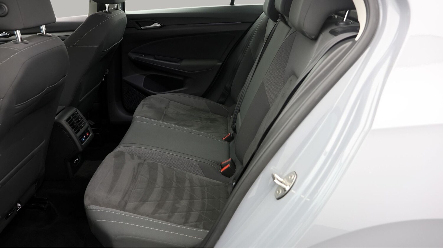 Used Volkswagen Golf 2020 for sale - 77438752: Photo 16