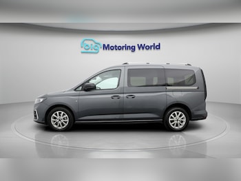 Used Ford Grand Tourneo Connect 2023 for sale - 79633232: Photo