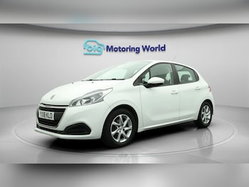 Used Peugeot 208 2018 for sale - 75966048: Photo