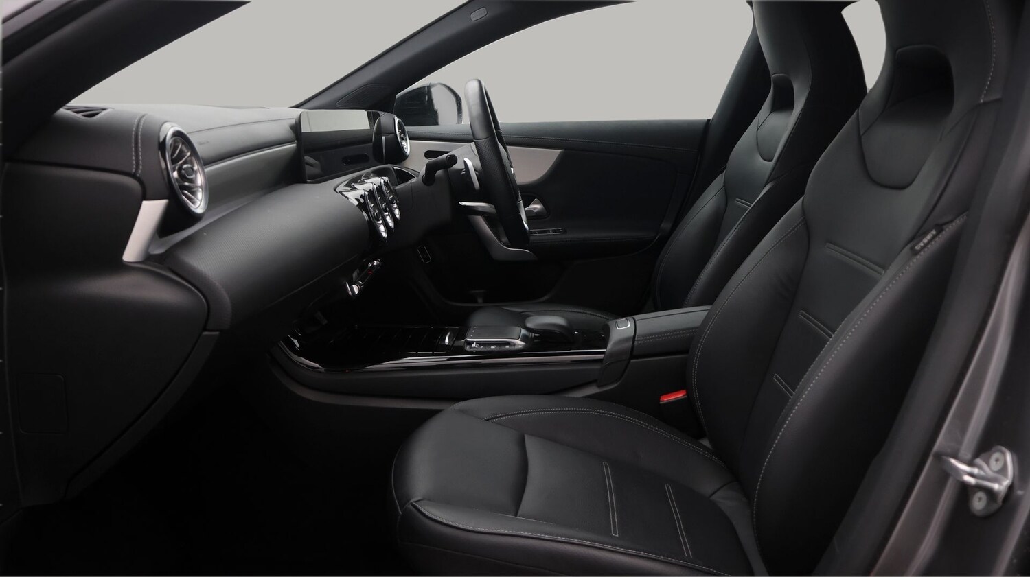 Used Mercedes-Benz CLA 2022 for sale - 77365491: Photo 14