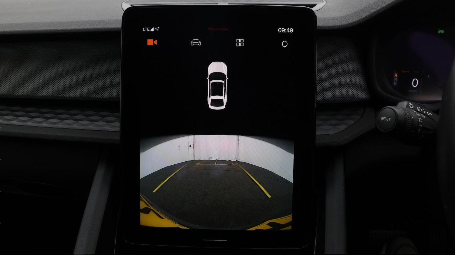Used Polestar Polestar 2 2022 for sale - 76122383: Photo 25