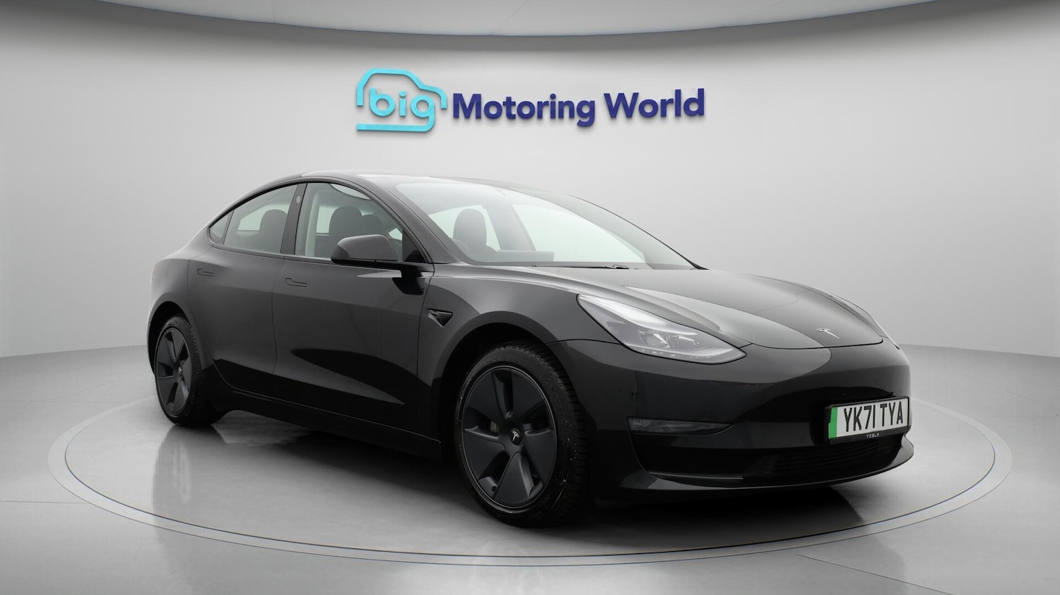 Used Tesla Model 3 2021 for sale - 76658785: Photo 2