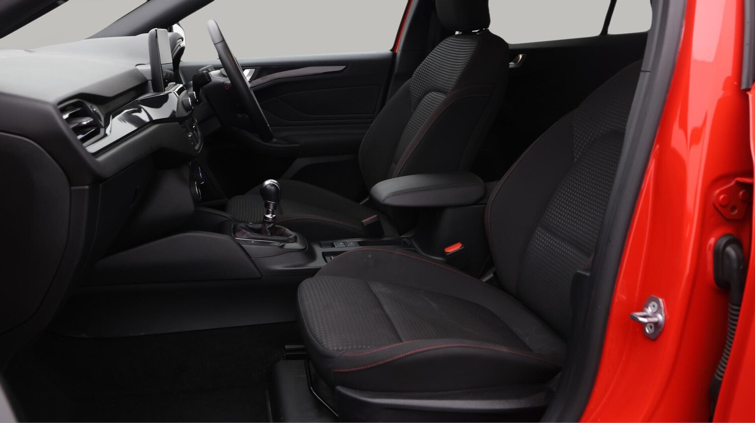 Used Ford Focus 2021 for sale - 76380734: Photo 14