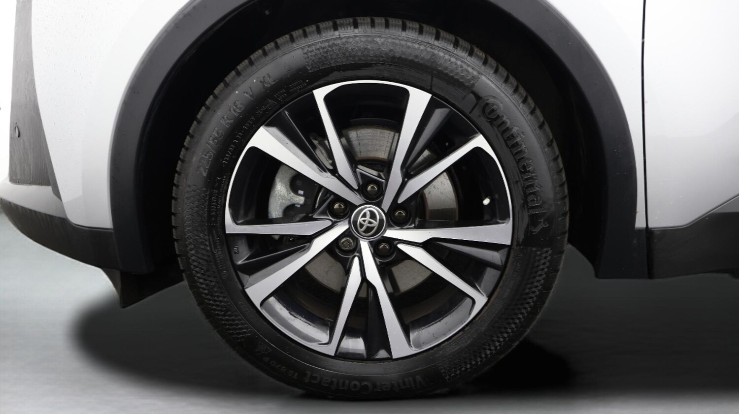 Used Toyota C-HR 2024 for sale - 76658349: Photo 19