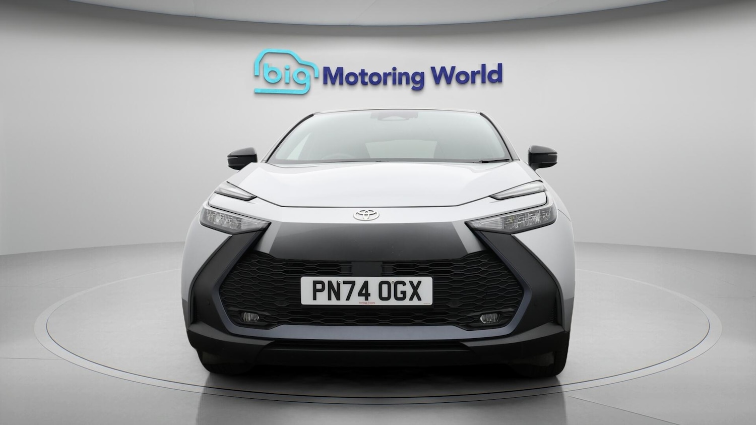 Used Toyota C-HR 2024 for sale - 76658349: Photo 3