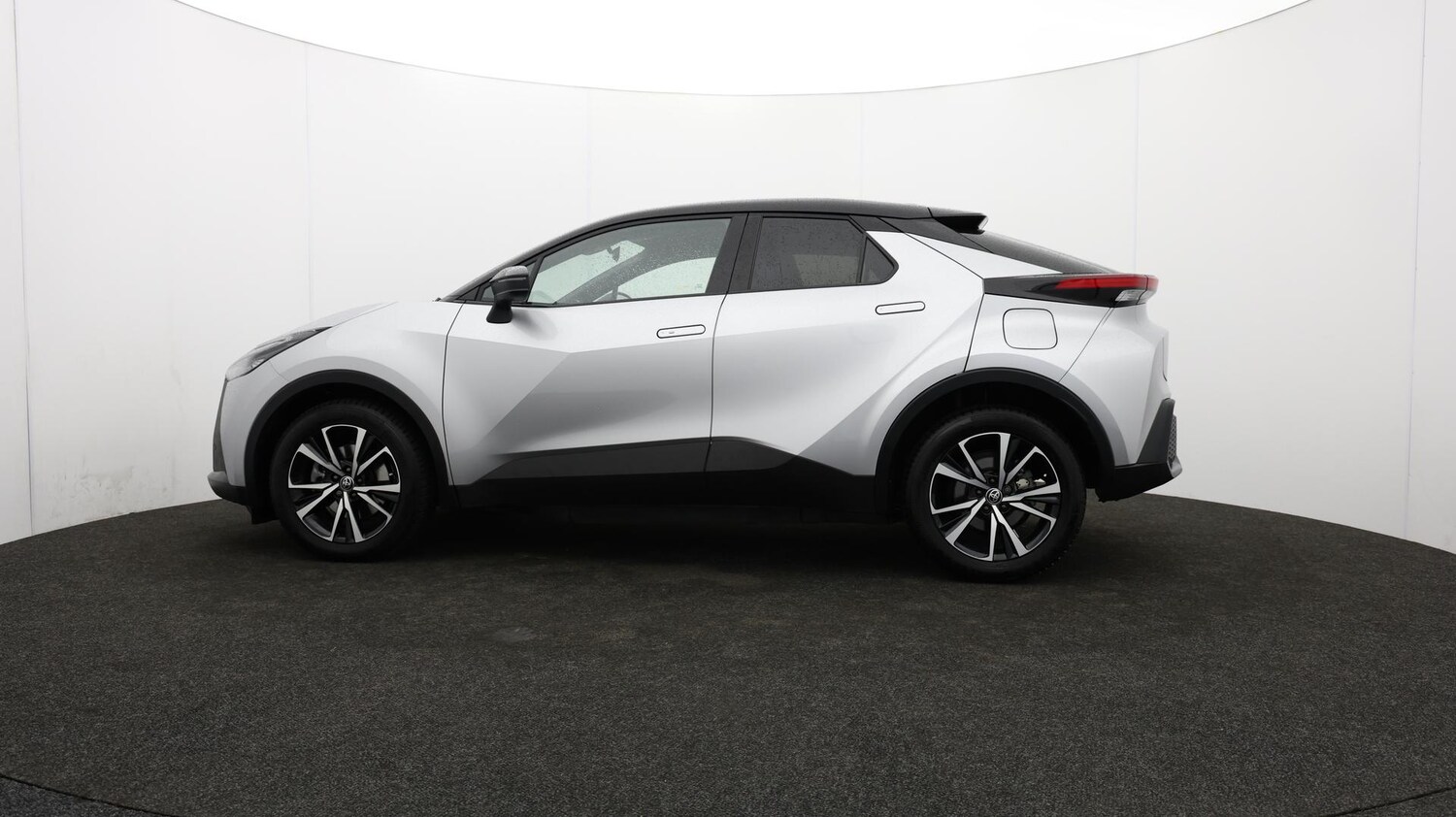 Used Toyota C-HR 2024 for sale - 76658349: Photo 73
