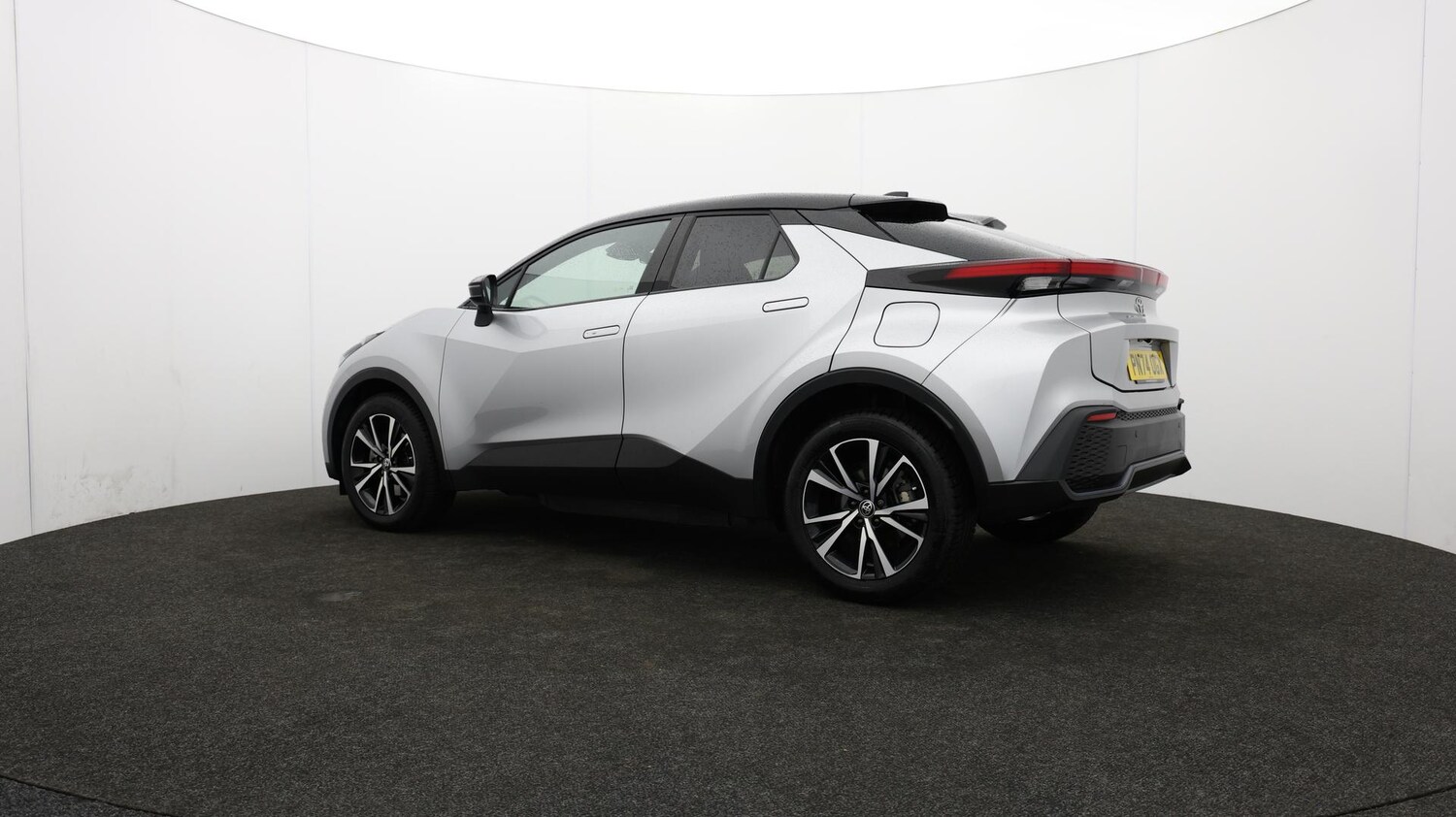 Used Toyota C-HR 2024 for sale - 76658349: Photo 77