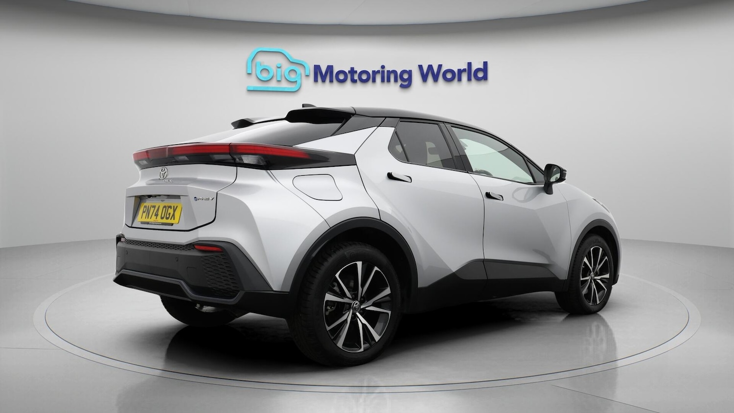 Used Toyota C-HR 2024 for sale - 76658349: Photo 8