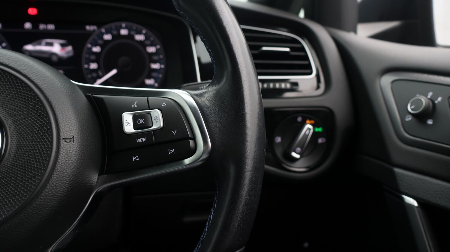 Used Volkswagen Golf 2020 for sale - 77603559: Photo 26