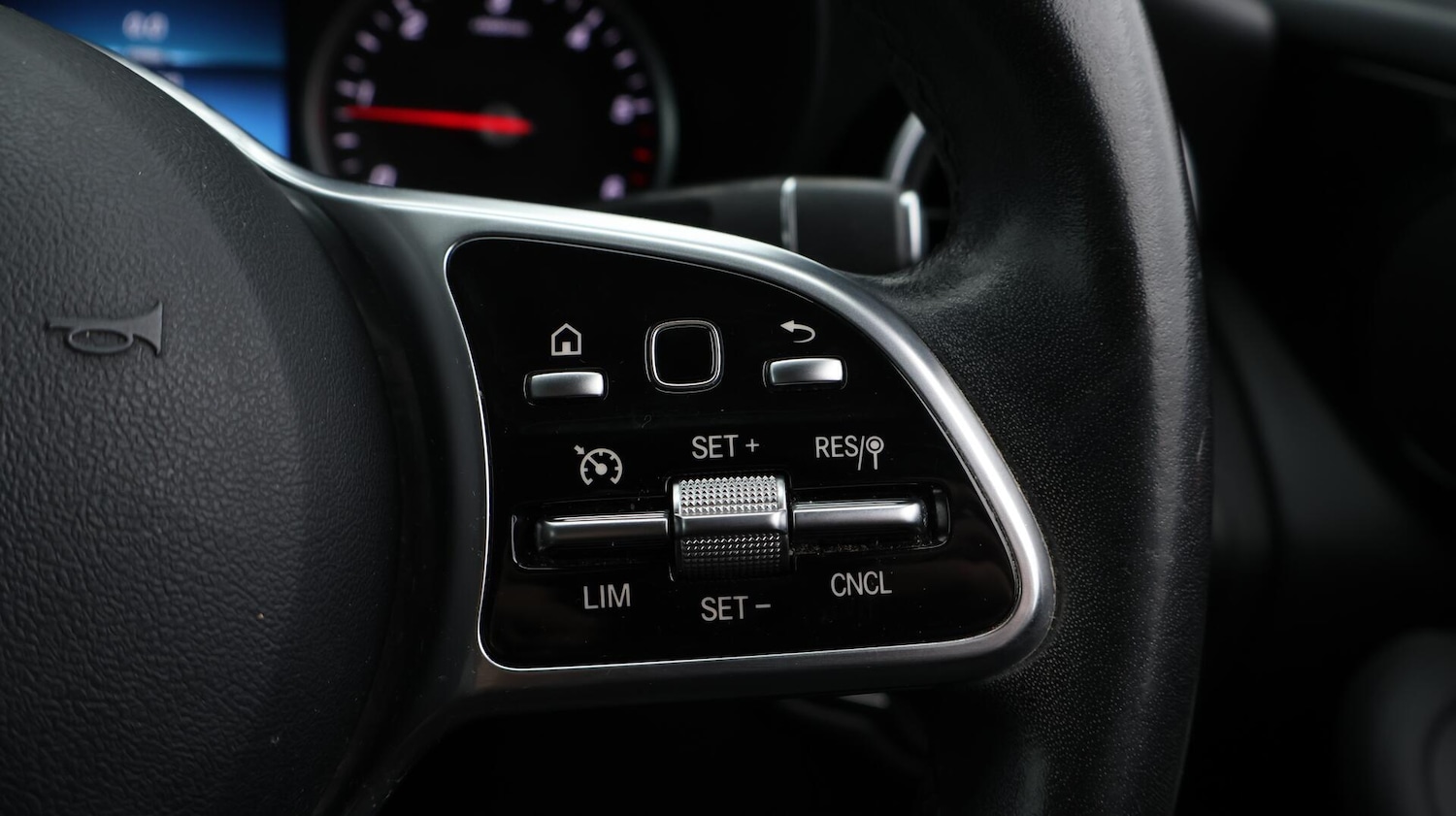 Used Mercedes-Benz GLC 2020 for sale - 76572542: Photo 25