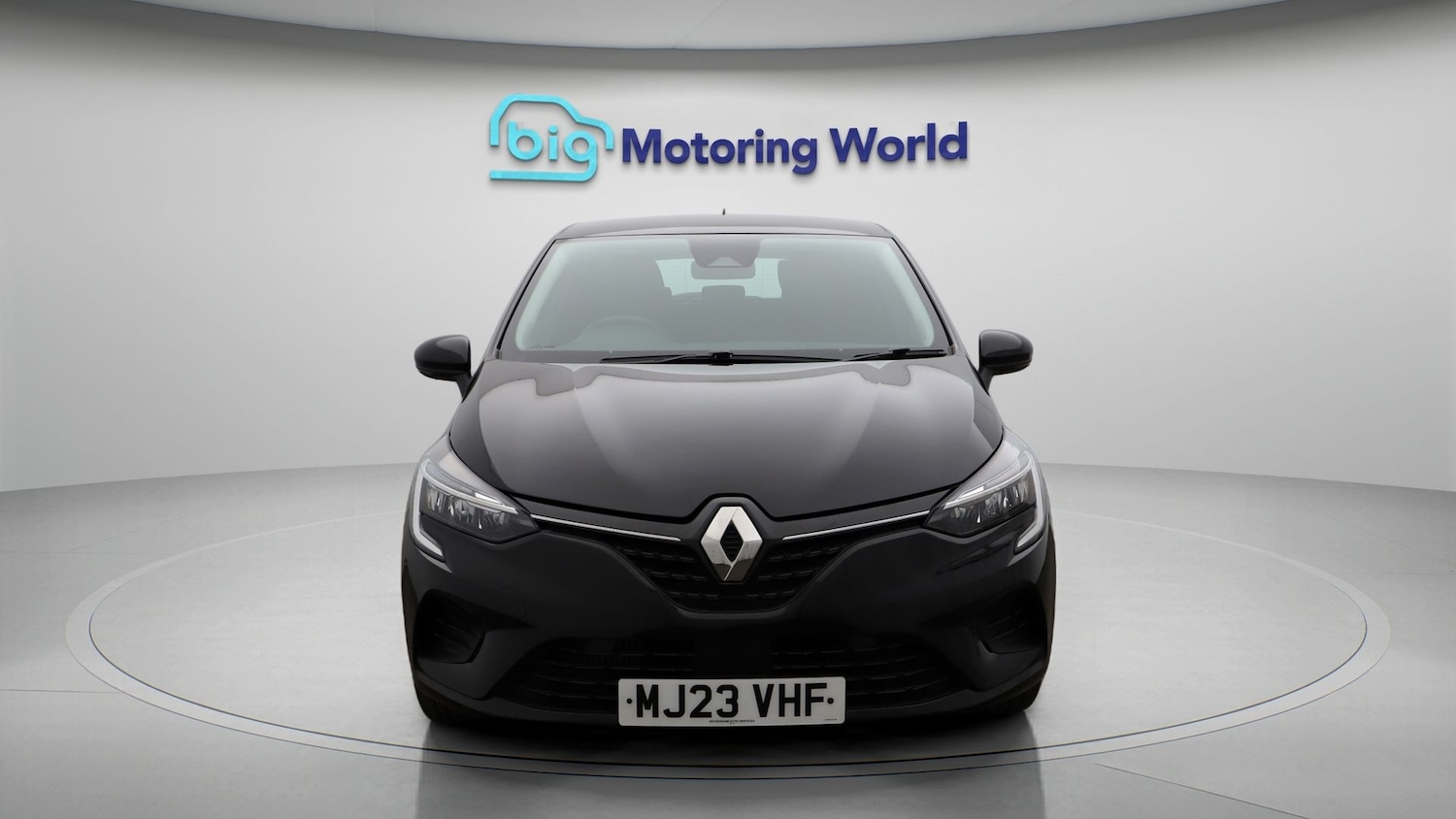 Used Renault Clio 2023 for sale - 77341115: Photo 2