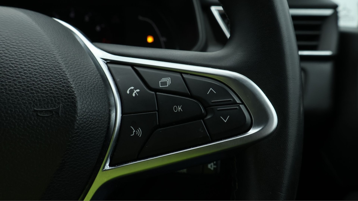 Used Renault Clio 2023 for sale - 77341115: Photo 23