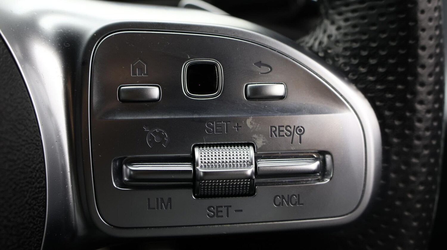 Used Mercedes-Benz CLA 2022 for sale - 76521733: Photo 25