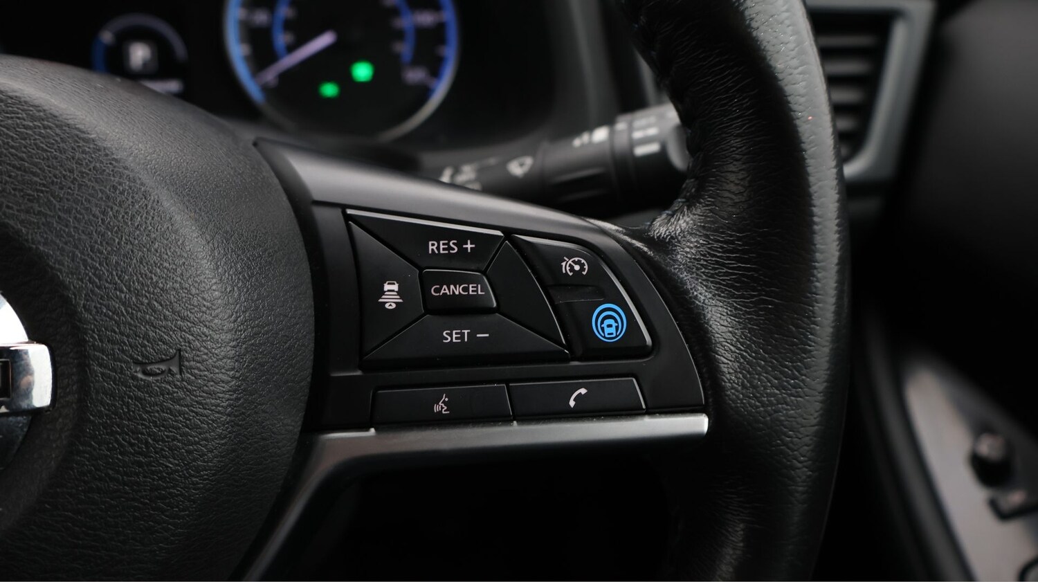 Used Nissan Leaf 2020 for sale - 77418168: Photo 24