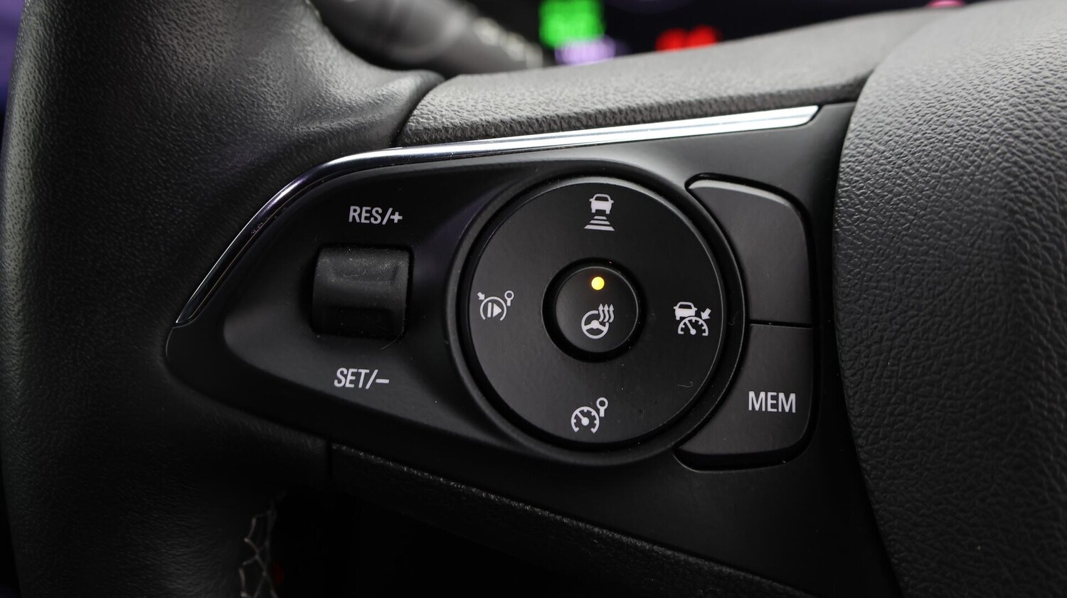 Used Vauxhall Mokka Electric 2023 for sale - 75940808: Photo 24